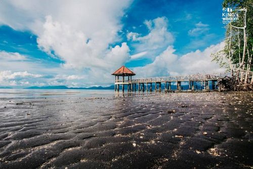 Trat – Black Sand Beach and Ban Tha Ranae Community